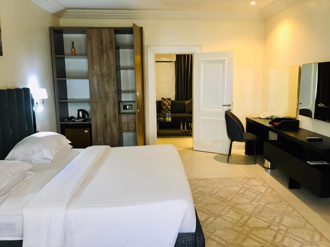 Summerset Continental Hotel Maitama By T E L E Hospitality Abuja Eksteriør bilde
