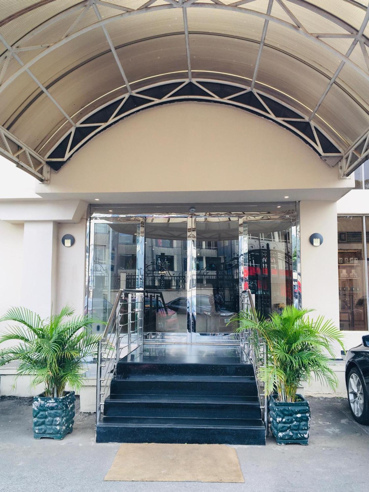 Summerset Continental Hotel Maitama By T E L E Hospitality Abuja Eksteriør bilde
