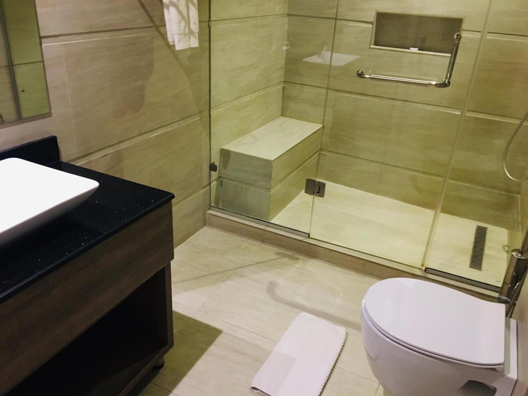 Summerset Continental Hotel Maitama By T E L E Hospitality Abuja Eksteriør bilde